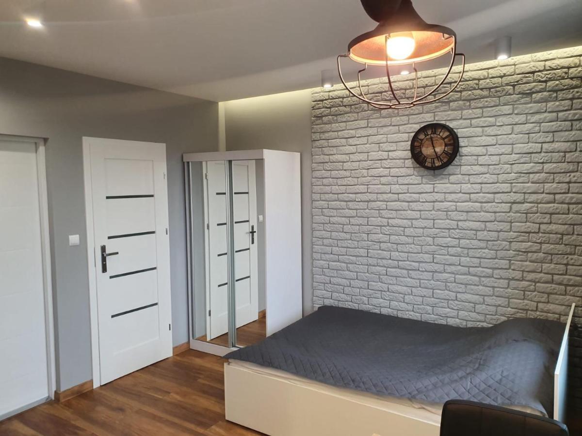 Nowe Apartamenty Ilawa Odnowiciela Z Klimatyzacja エクステリア 写真